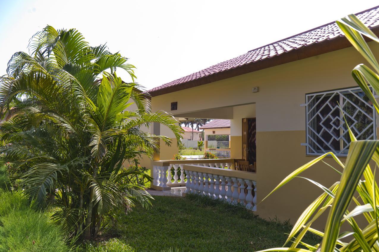Kunta Kinteh Beach Complex Kotu Exteriér fotografie